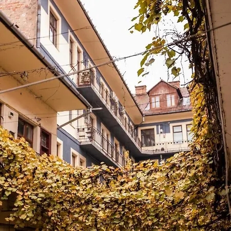 Apartman Mathe 8 *